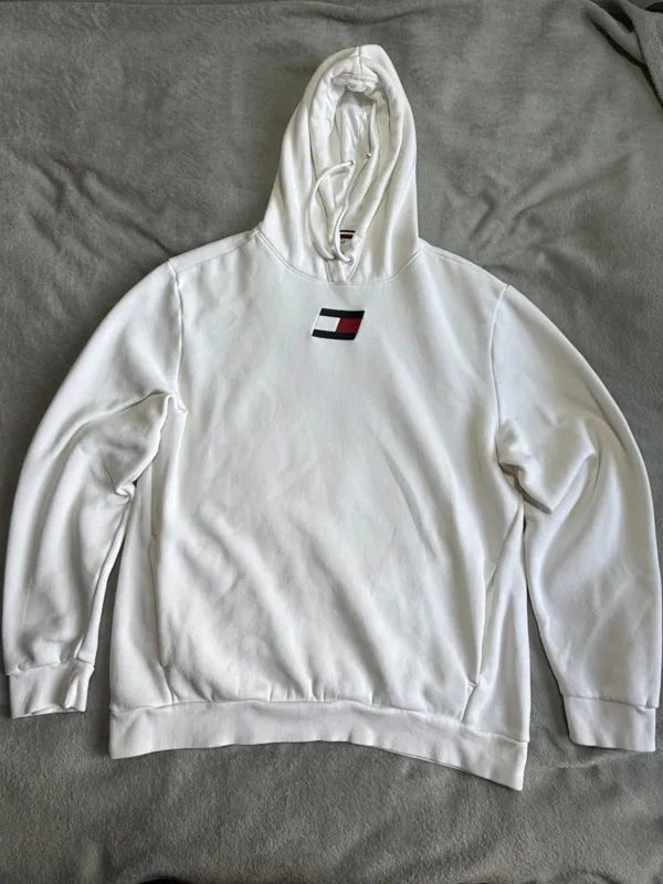 Bluza Tommy Hilfiger biała z kapturem